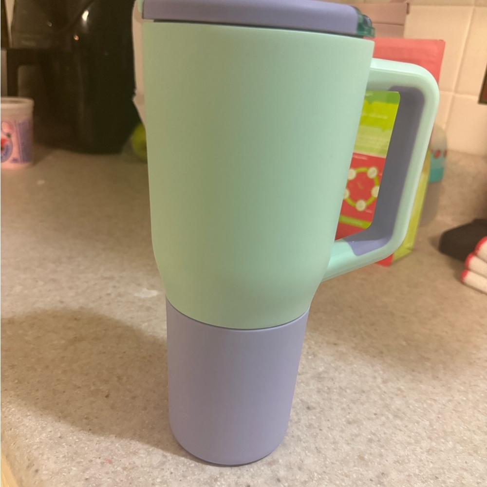 Brumate Muv 35 oz lavender haze